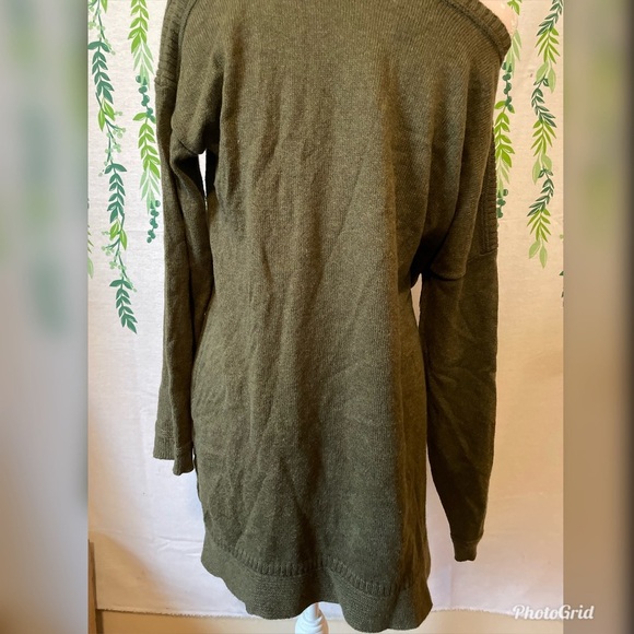 Size M Olive Green Old Navy Sweater A5 - Picture 3 of 5